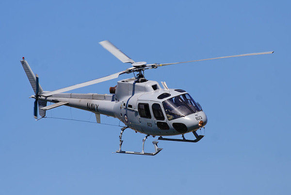800px-RAN_squirrel_helicopter_at_melb_GP_08